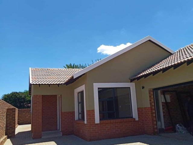 House for rent in Waterkloof, Gauteng