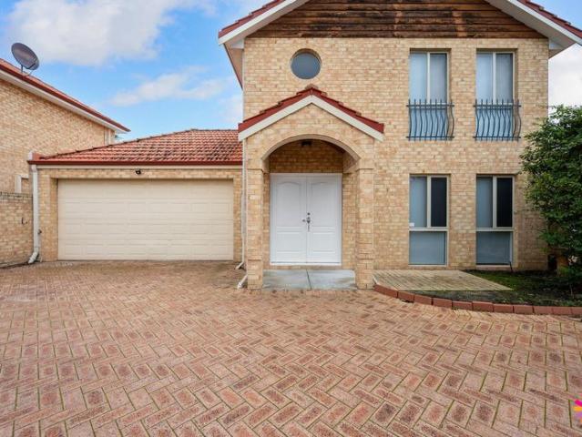 Townhouse for rent in Rivervale, Western Australia