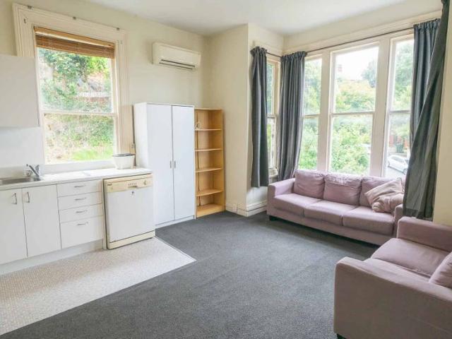 House for rent in Otakou