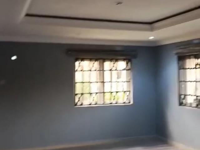 Flat for rent in Surulere, Oyo
