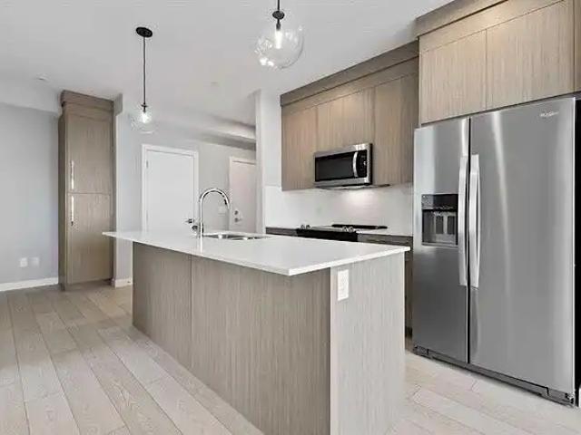 Condo for rent in Chestermere, Alberta
