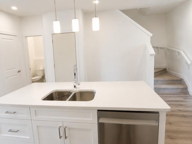 Apartment for rent in Wedgewood, Alberta