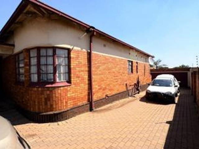 House for sale in Vosloorus, Gauteng