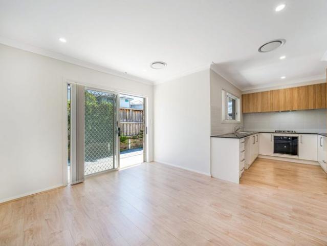 House for rent in Carnes Hill, Sydney