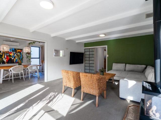 House for rent in Chaslands, Canterbury