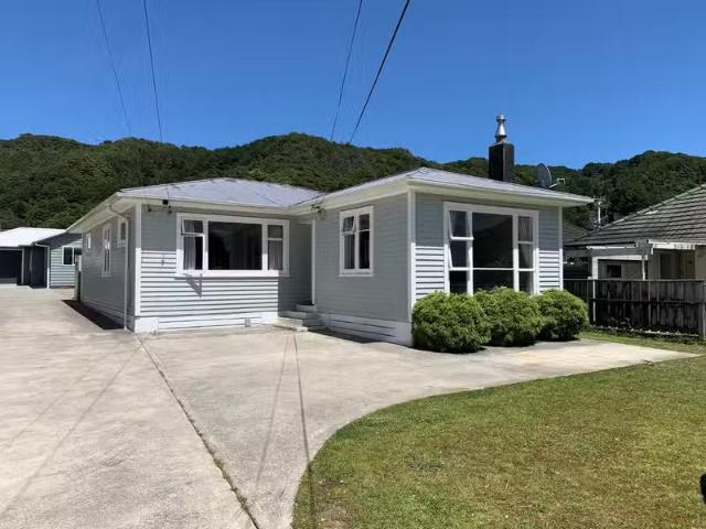 House for rent in Days Bay, Wellington