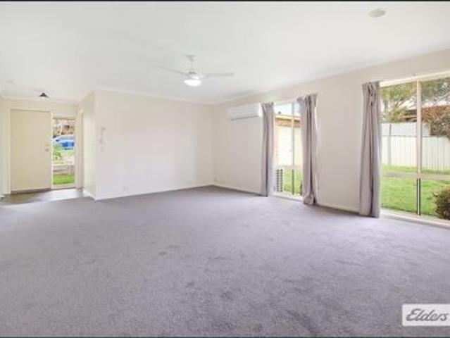 House for rent in West Wodonga, Victoria