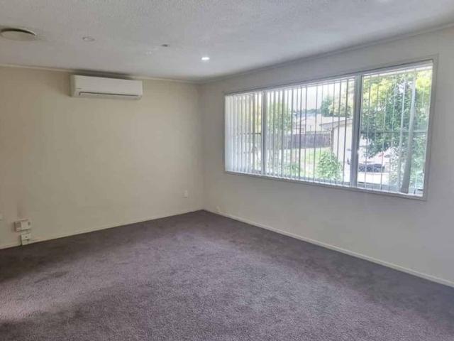 House for rent in Manurewa, Oroua County