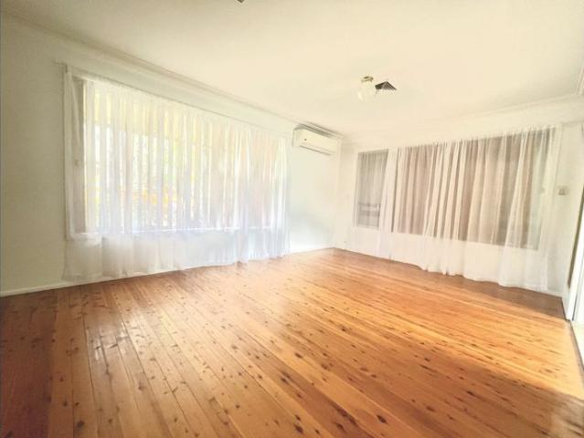 House for rent in Ingleburn, Sydney