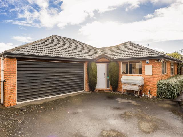 House for rent in Heathcote, Canterbury