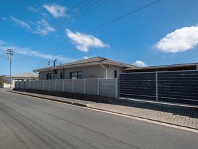 House for sale in Parow, City of Cape Town