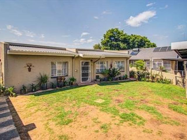 House for sale in Kempton Park, City of Ekurhuleni Metropolitan Municipality