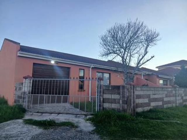 House for sale in Port Elizabeth, Eastern Cape