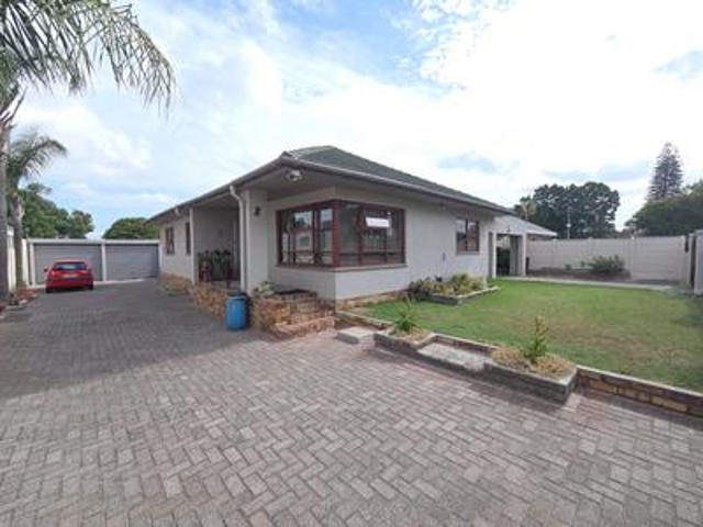 House for sale in Bellville, Western Cape