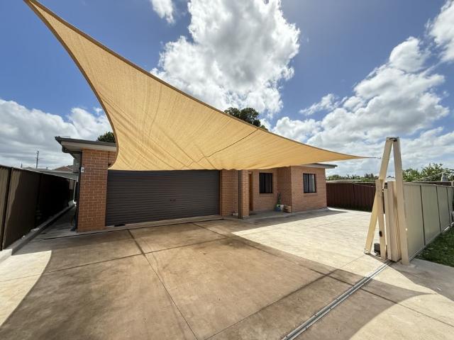 House for rent in Canley Heights