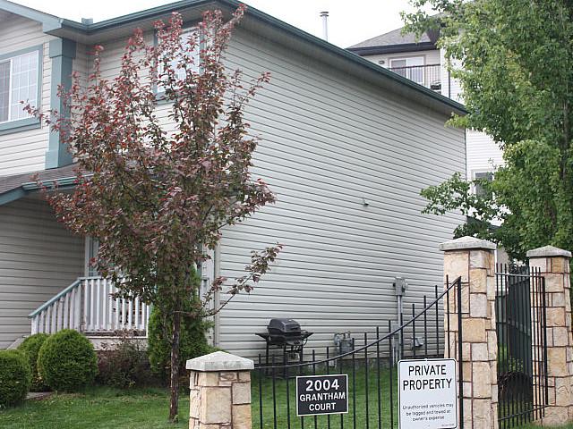 Duplex for rent in Wedgewood, Alberta