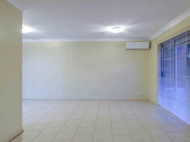 Townhouse for rent in Sydney, New South Wales