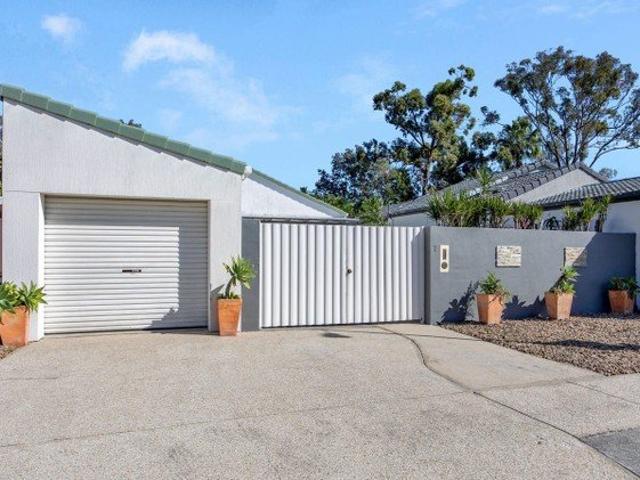 House for rent in Helensvale, Gold Coast City