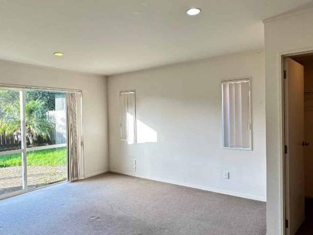 House for rent in Howick, Oroua County