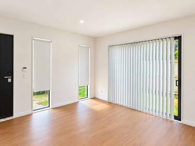 House for rent in Eastern Beach, Howick