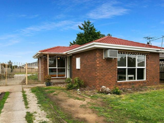 House for rent in St Albans, Melbourne