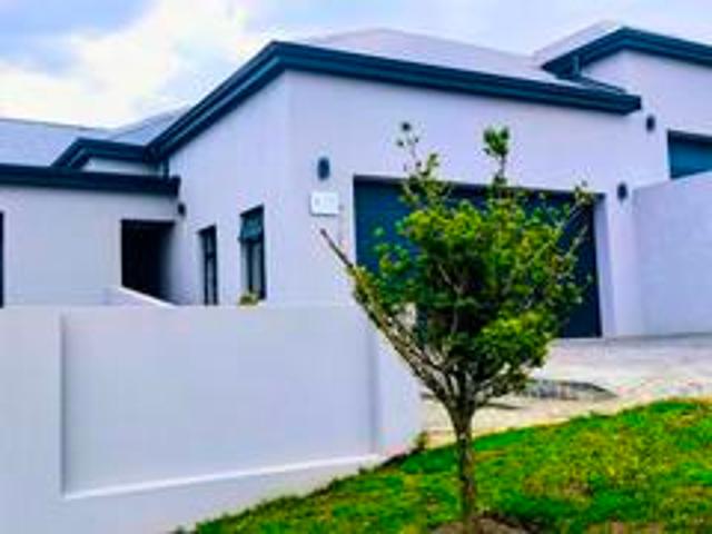 House for sale in Groot Brak Rivier, Western Cape