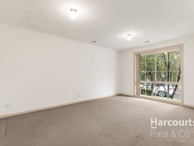 Townhouse for rent in Watsonia, Melbourne