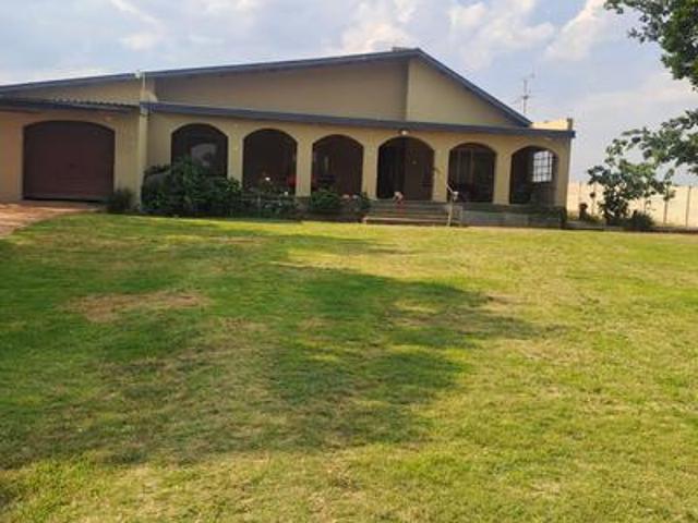 House for sale in Oranjeville, Free State