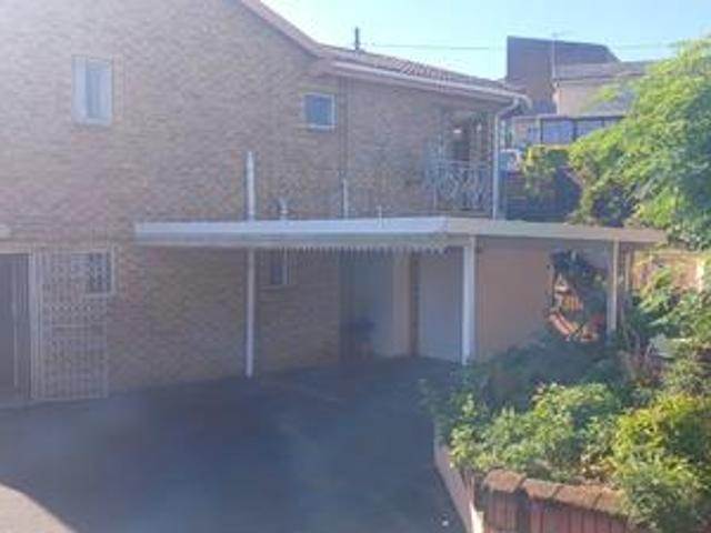 House for sale in Chatsworth, Kwazulu-natal