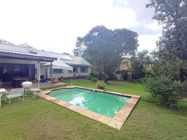 House for rent in Robindale, Johannesburg