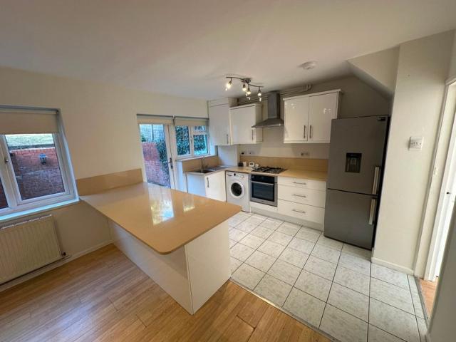 House for rent in Mill Hill, Greater London