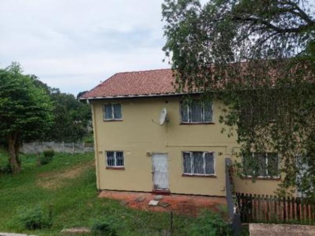 Apartment for sale in Amanzimtoti, Kwazulu-natal