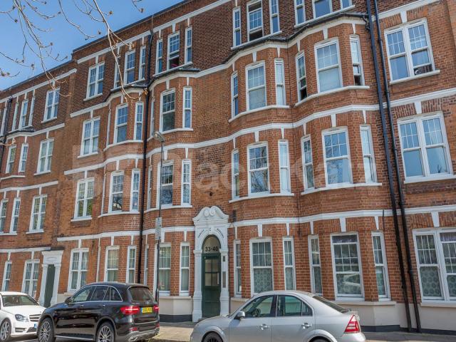 Apartment for rent in Highbury, Greater London