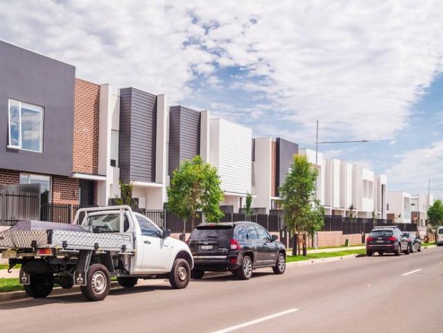 Townhouse for rent in Denham Court, Sydney