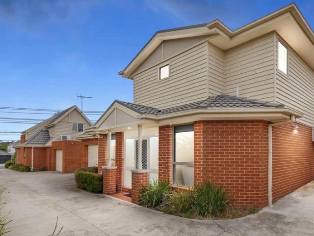 Townhouse for rent in Camerons Creek, Victoria