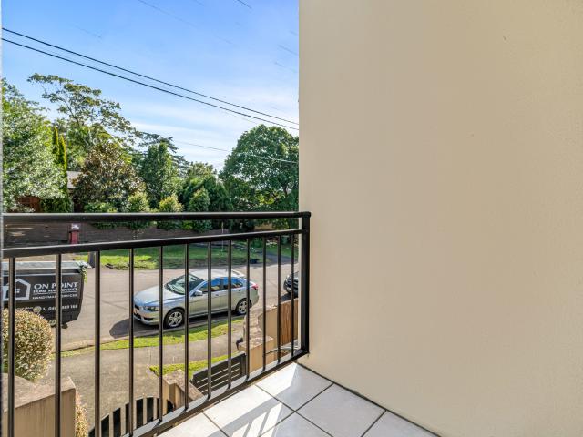 Townhouse for sale in North Gosford, New South Wales