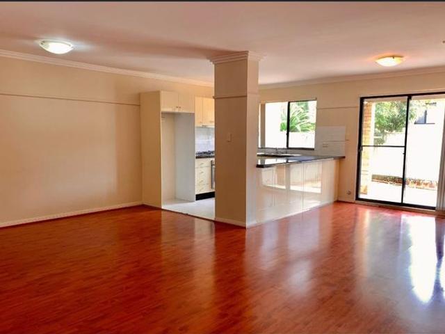 Townhouse for rent in Sydney, New South Wales
