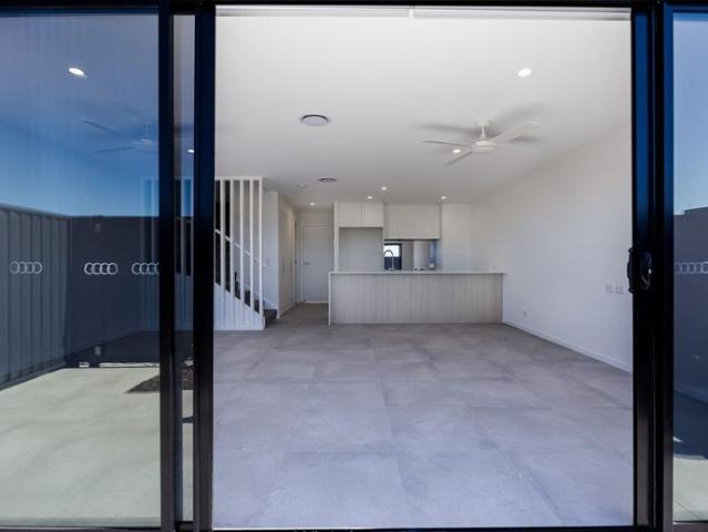 Townhouse for rent in Fernbrook, Queensland