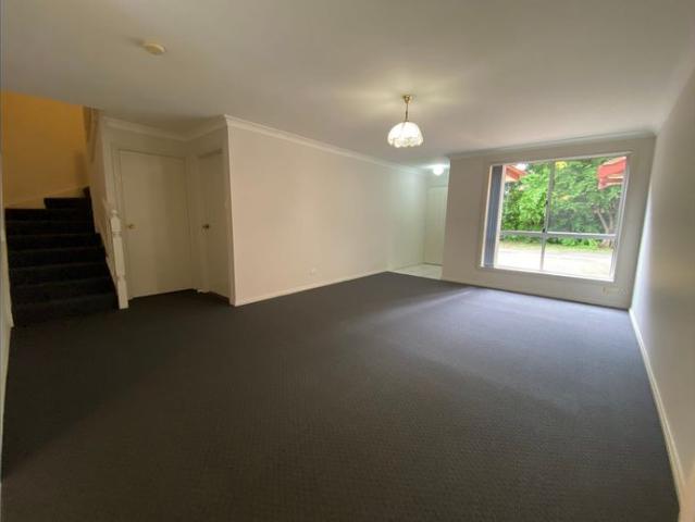 Townhouse for rent in Sydney, New South Wales