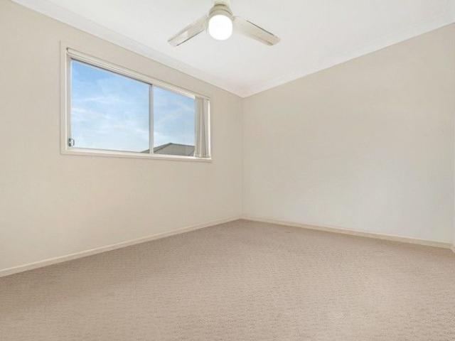 Townhouse for rent in Toombul, Queensland