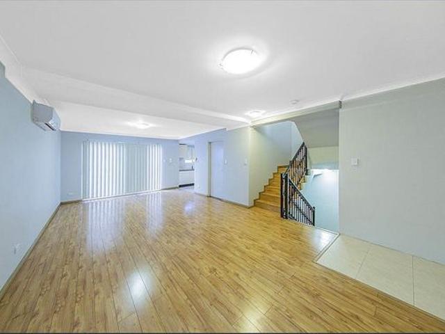 Townhouse for rent in Guildford, Sydney
