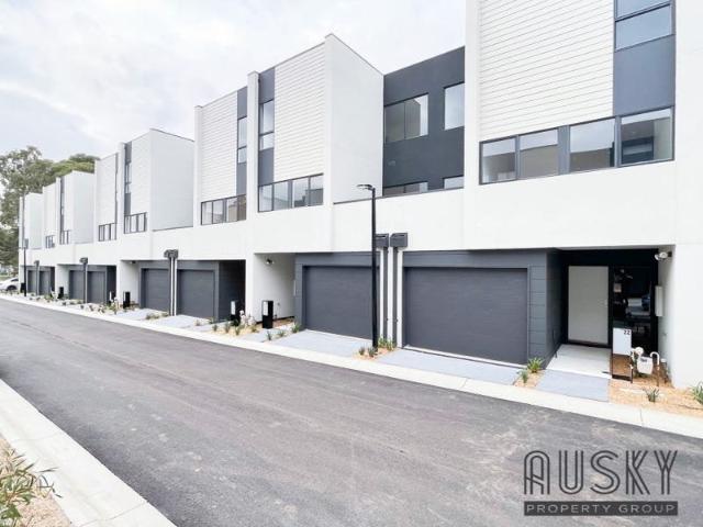 Townhouse for rent in Doveton, Melbourne