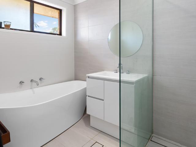 Townhouse for rent in Bateau Bay, New South Wales