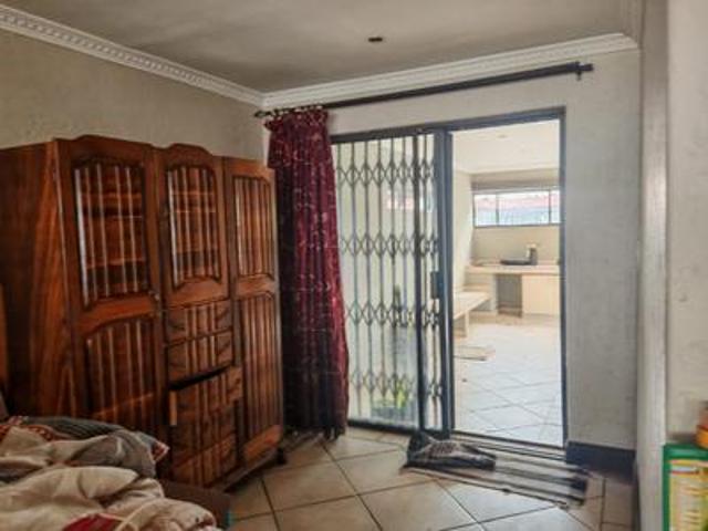 Townhouse for sale in Sedibeng, Gauteng
