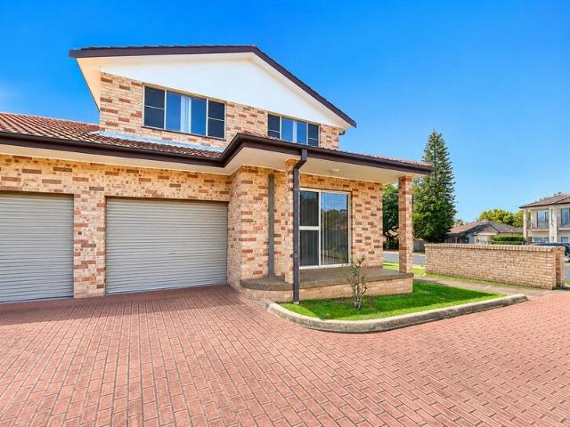 Townhouse for rent in Sydney, New South Wales
