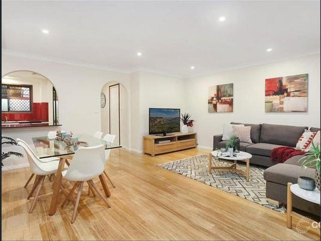Townhouse for rent in Sydney, New South Wales