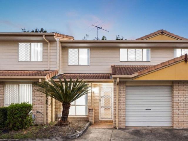 Townhouse for rent in Slacks Creek, Greater Brisbane