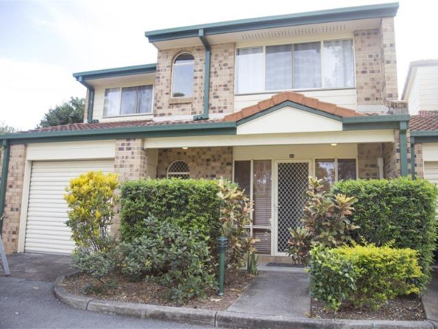 Townhouse for rent in Toombul, Queensland
