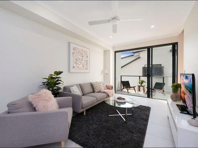 Townhouse for rent in Toombul, Queensland