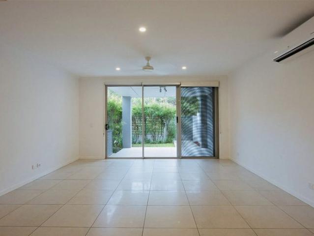 Townhouse for rent in Fernbrook, Queensland